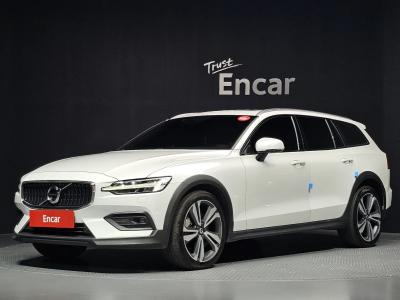 2021 Volvo V60