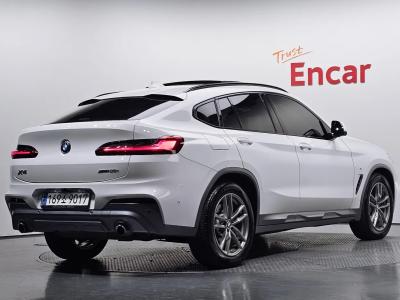 2021 BMW X4