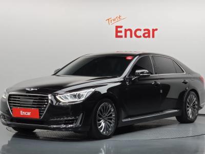2018 Genesis EQ900
