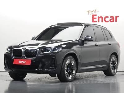 2023 BMW iX3