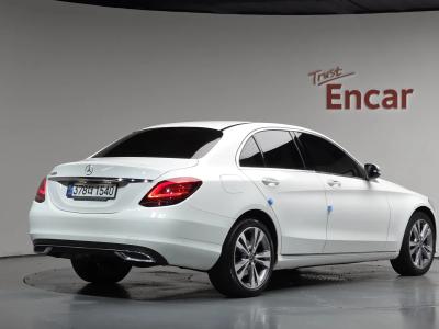 2020 Mercedes-Benz C-Class