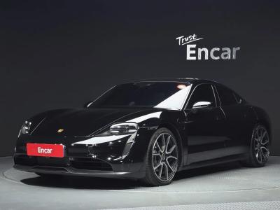 2023 Porsche Taycan
