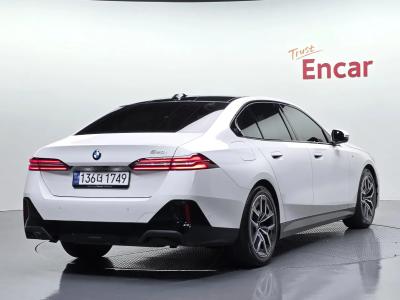 2024 BMW 5-Series