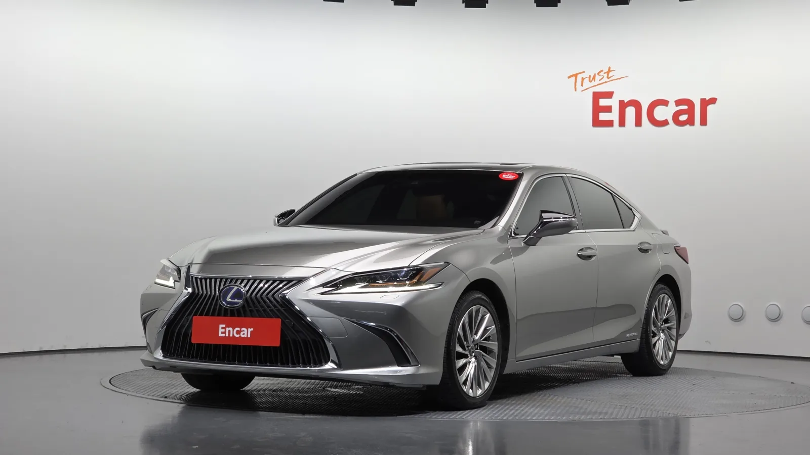 2019 Lexus ES