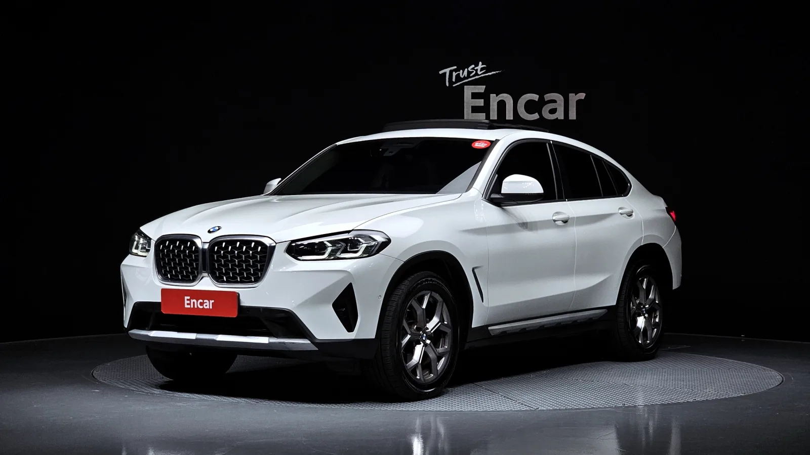 2022 BMW X4