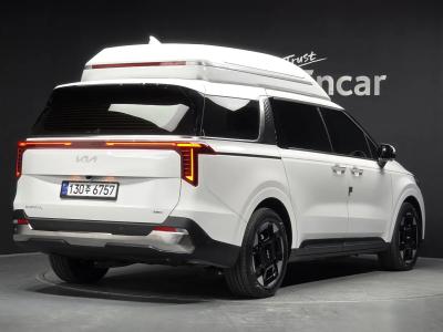 2025 Kia Carnival