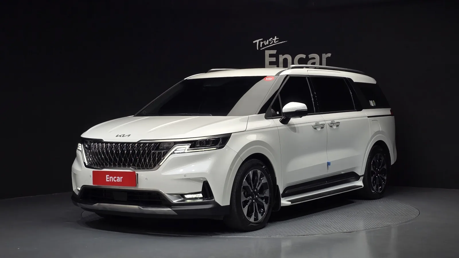 2023 Kia Carnival