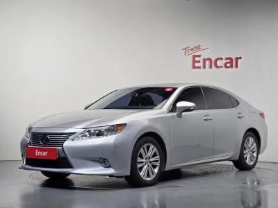2014 Lexus ES