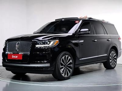 2022 Lincoln Navigator