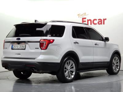 2019 Ford Explorer