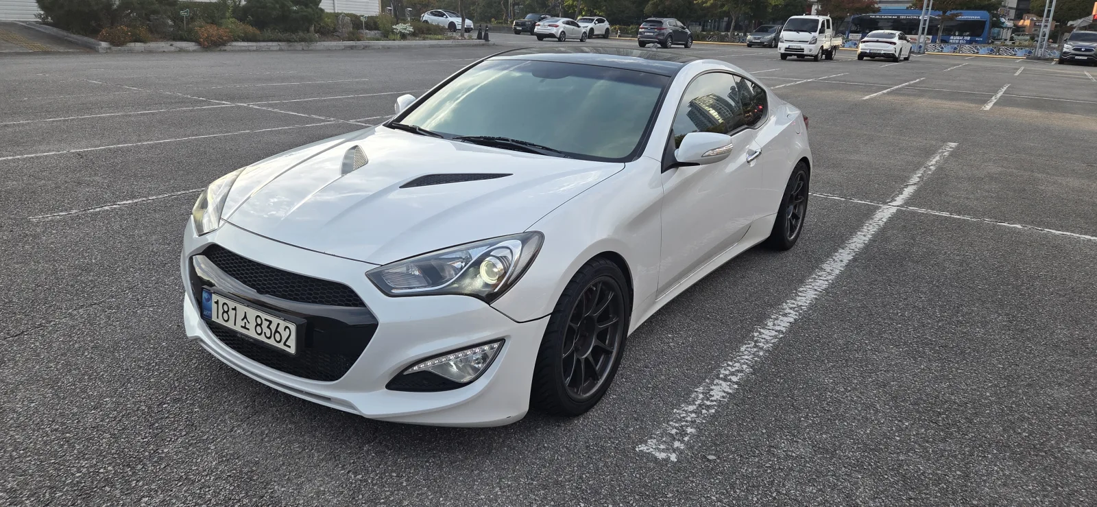 2014 Hyundai Genesis