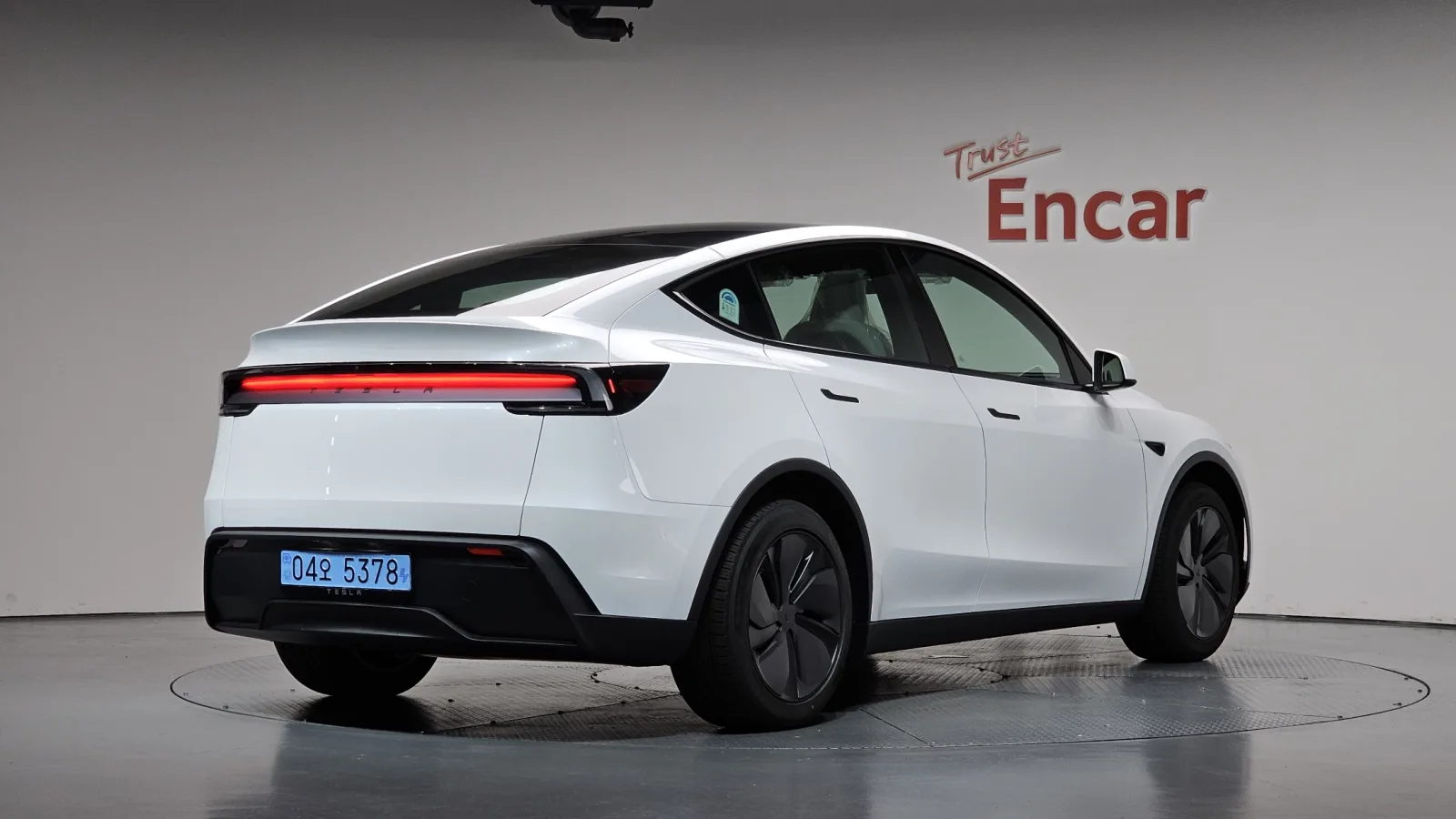 2027 Tesla Model Y