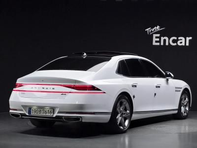 2022 Genesis G90