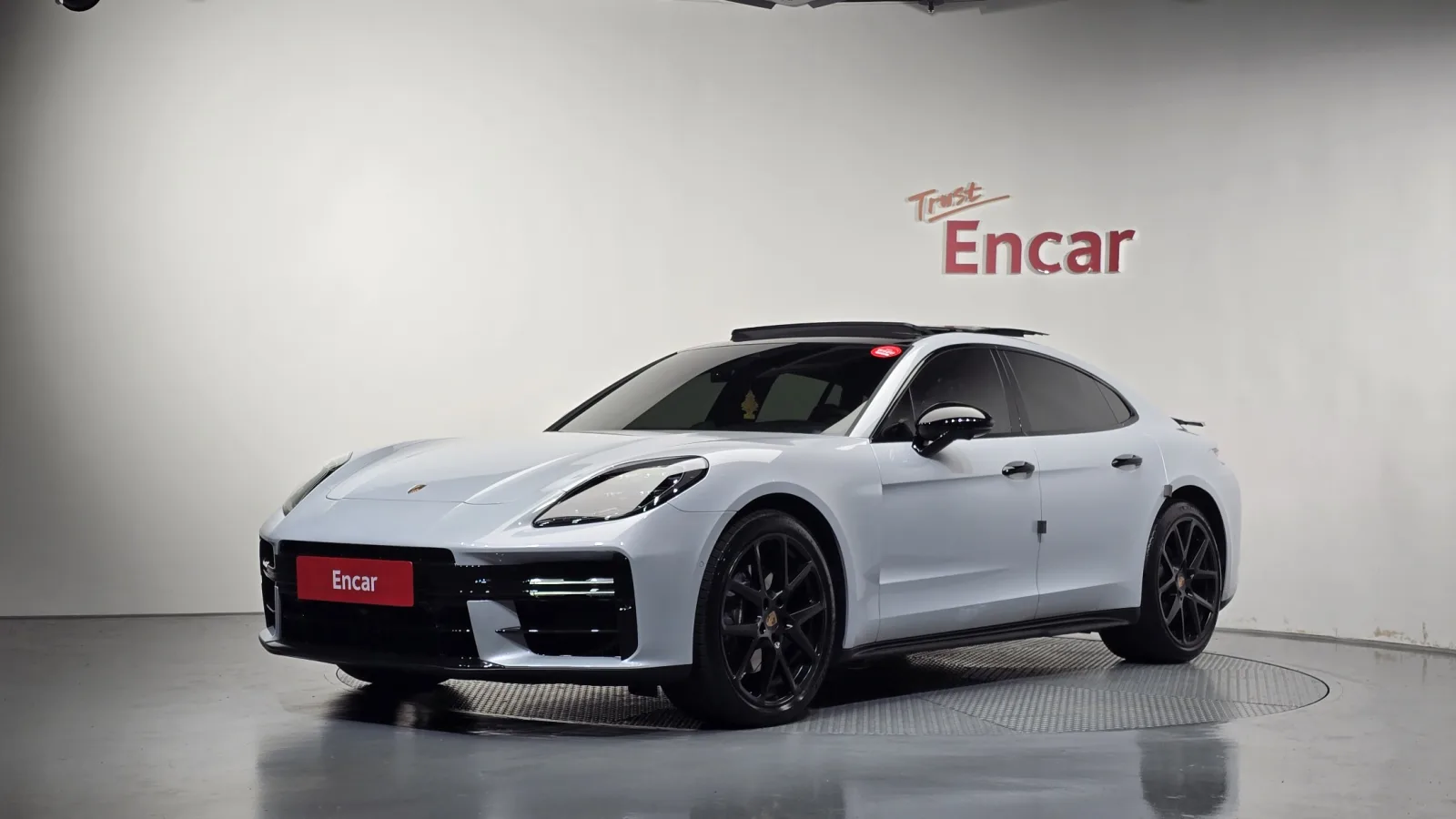 2025 Porsche Panamera