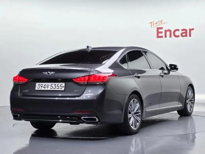 2017 Genesis G80