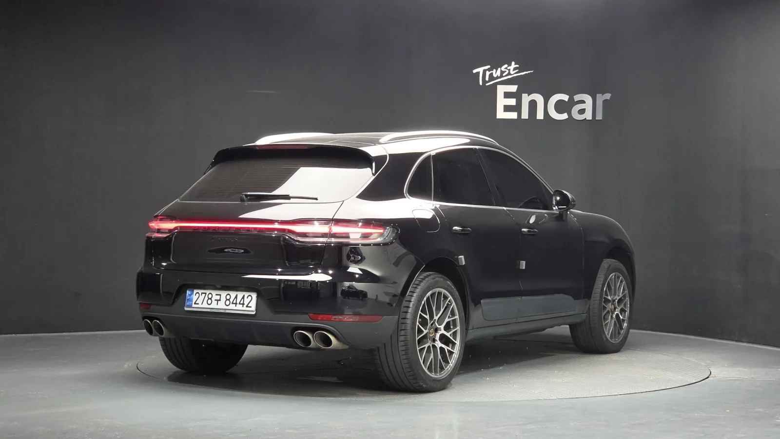 2015 Porsche Macan