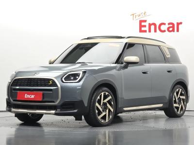 2025 MINI Countryman