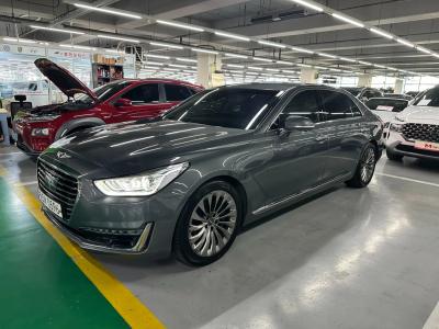 2016 Genesis EQ900