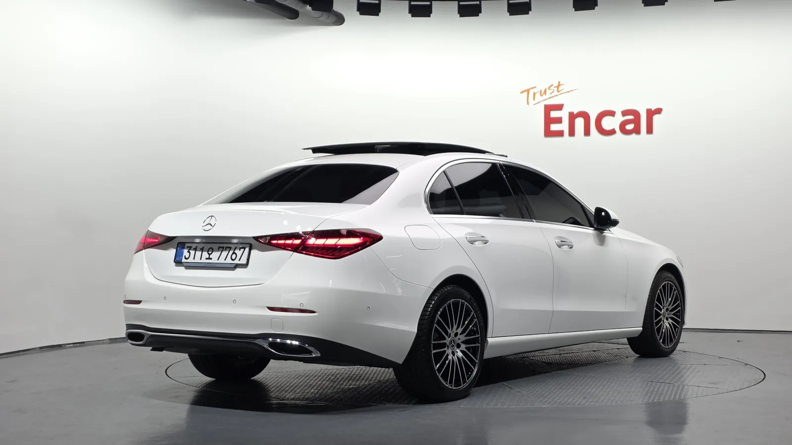 2025 Mercedes-Benz C-Class