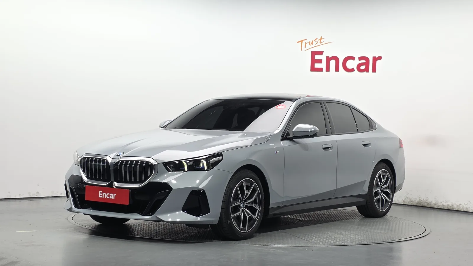 2025 BMW 5-Series