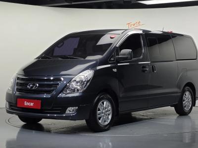 2017 Hyundai Starex