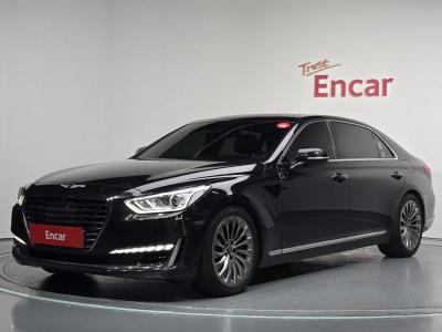 2018 Genesis EQ900