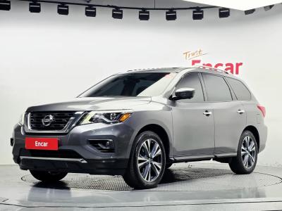 2018 Nissan Pathfinder
