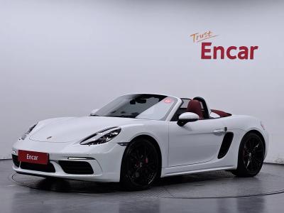 2020 Porsche 718