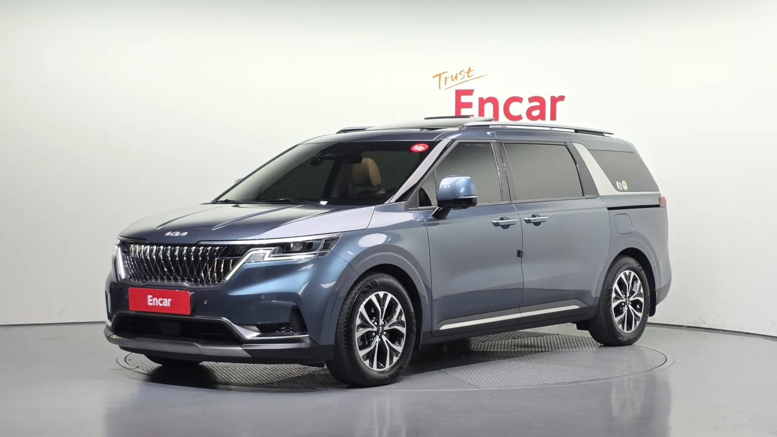 2023 Kia Carnival