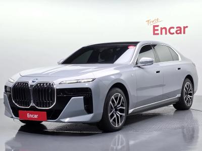 2023 BMW i7