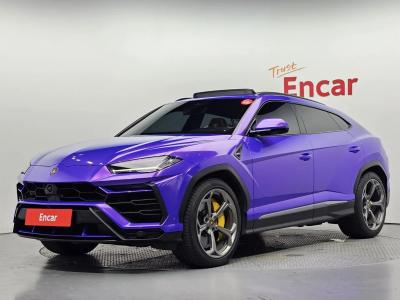 2019 Lamborghini Urus