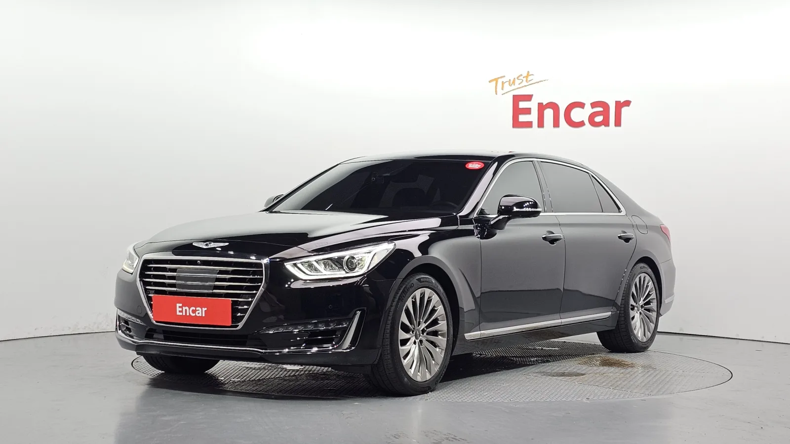 2016 Genesis EQ900