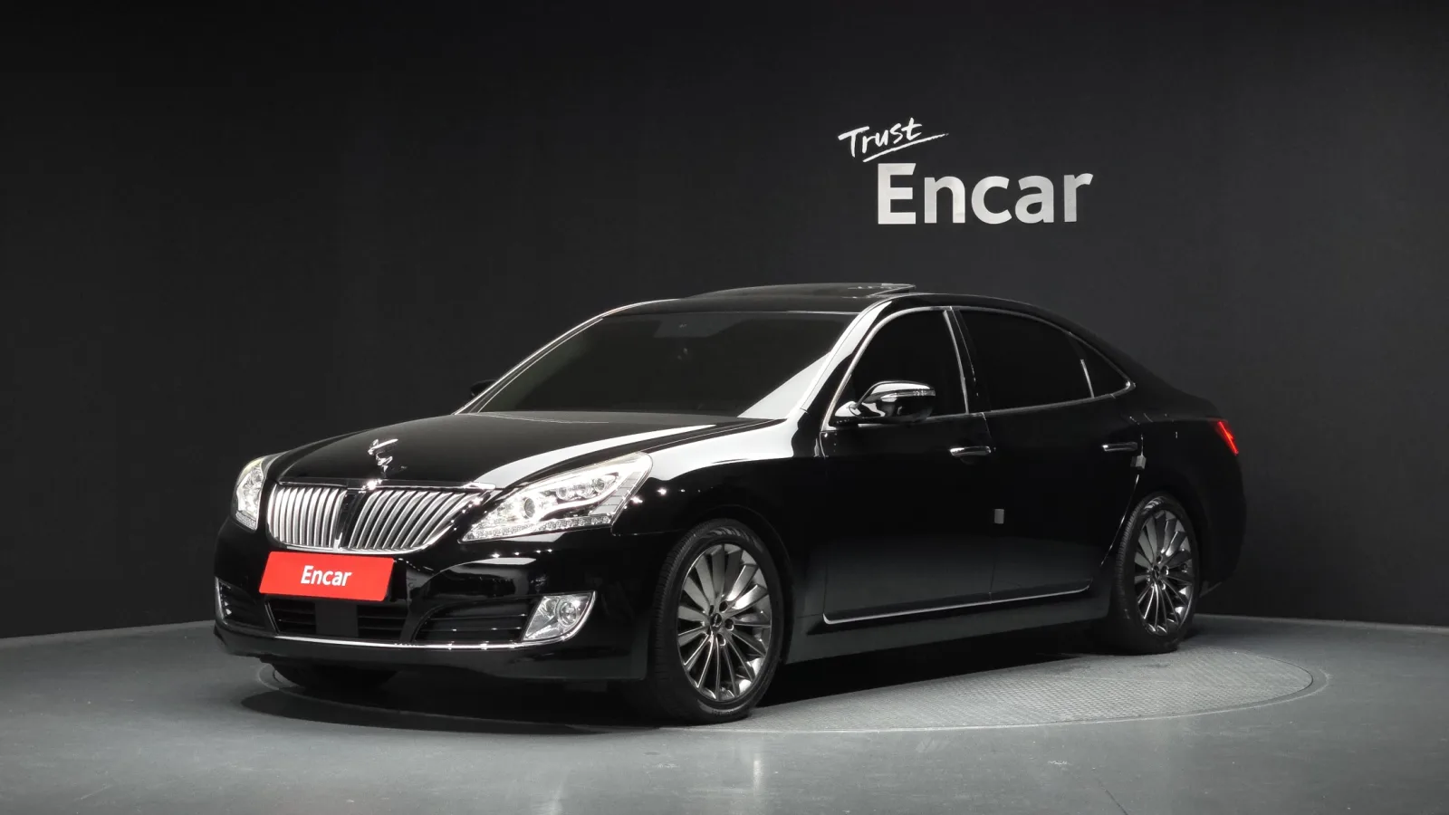 2013 Hyundai Equus
