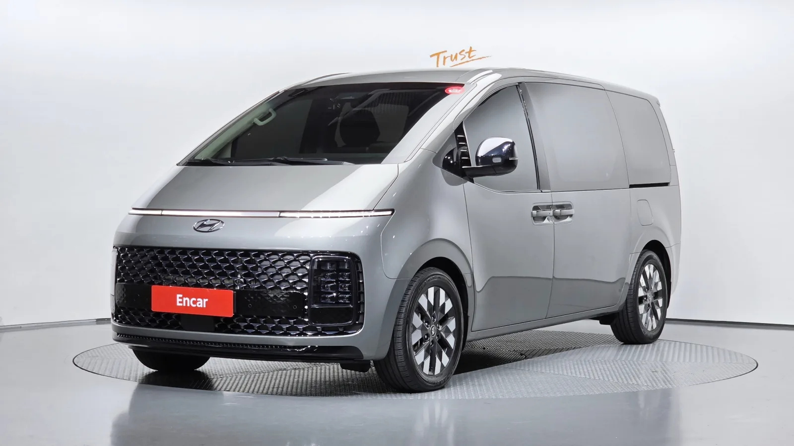2023 Hyundai Staria