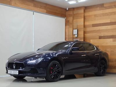 2016 Maserati Ghibli