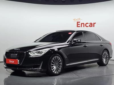 2017 Genesis EQ900