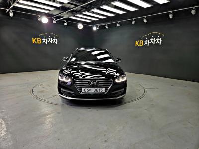 2018 Hyundai Grandeur