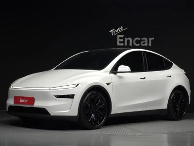 2025 Tesla Model Y