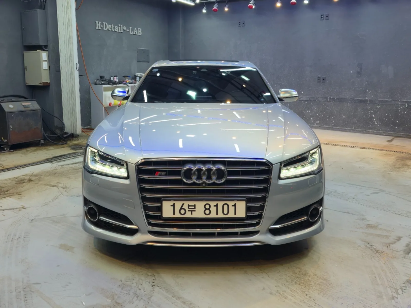 2015 Audi S8