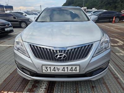 2016 Hyundai Grandeur