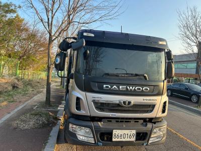 Camion de taille moyenne Tata Daewoo Prima 2019