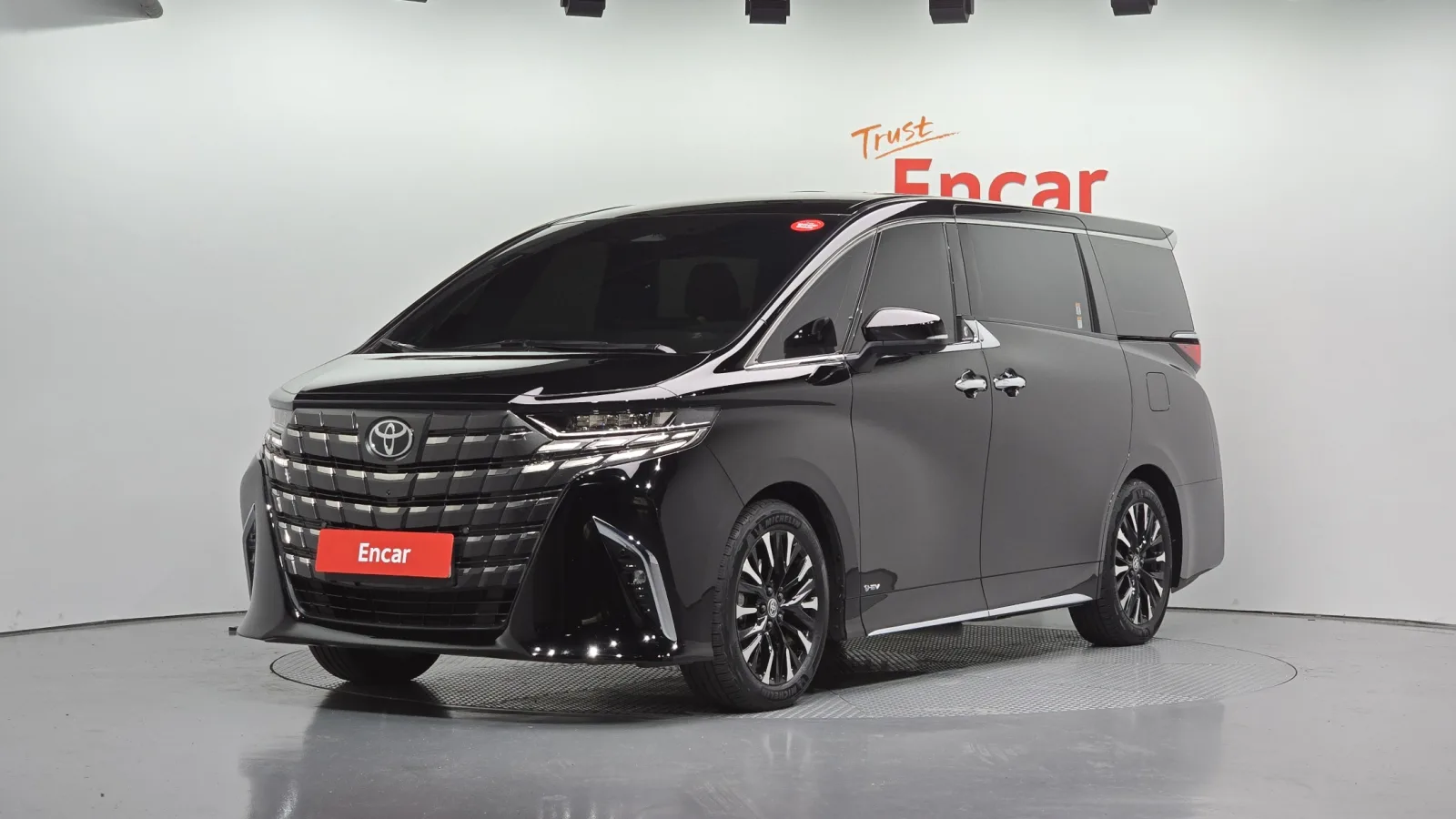 2025 Toyota Alphard