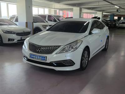 2016 Hyundai Grandeur