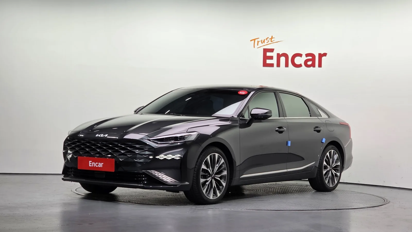 2023 Kia K8