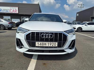 2022 Audi Q3