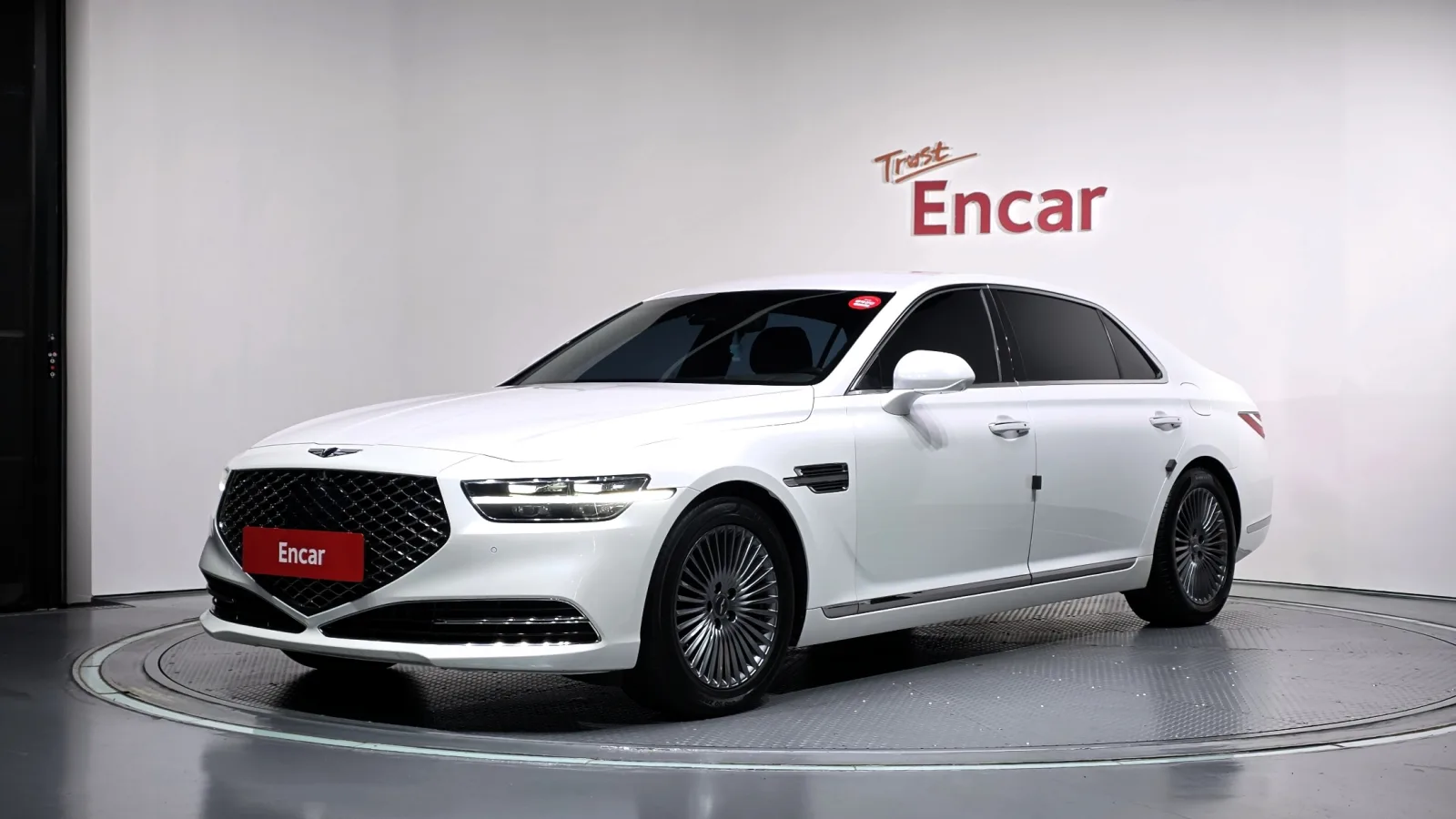 2019 Genesis G90