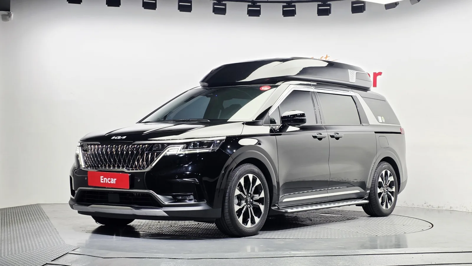 2023 Kia Carnival