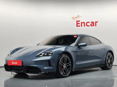 2025 Porsche Taycan