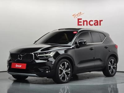 2021 Volvo XC40
