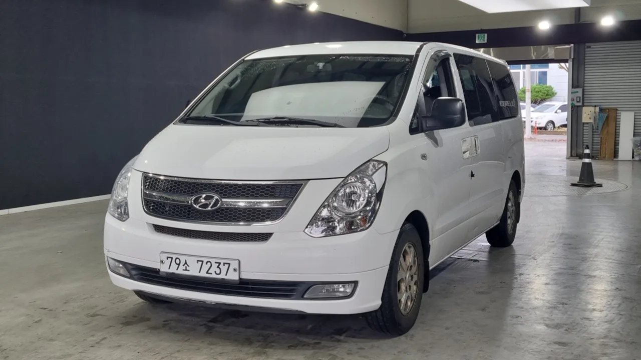 2015 Hyundai Starex